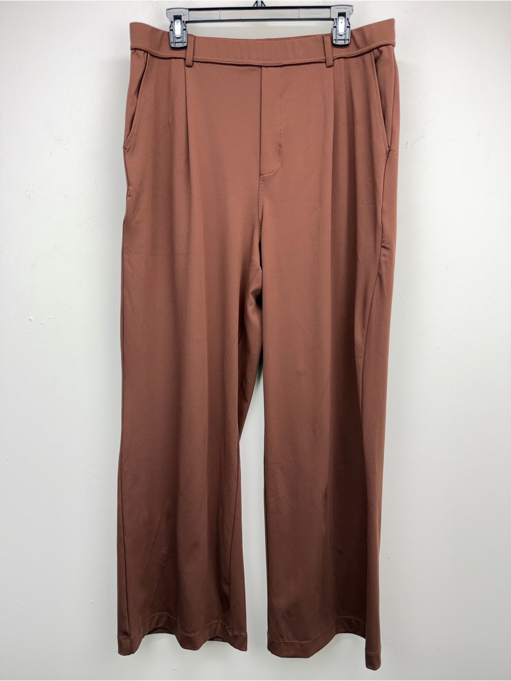 Halara size XL Women’s Brown High Rise Pleated Pull On Wide Leg Pants NWT